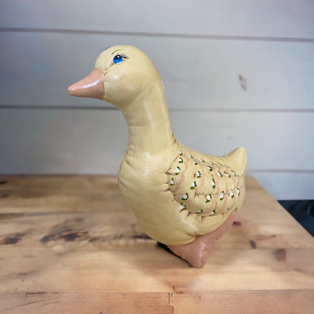 Kimple Duck Decor 1985 Mold Co. Quilted Look Bisque 7.5"x 7" Shower Baby VINTAGE